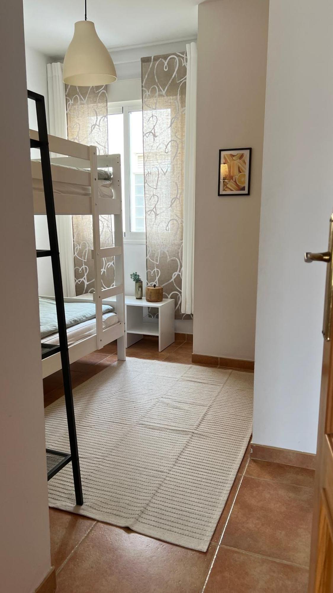 Torrecilla Penthouse With Private Roof Terrace In Close To The Sea Apartament Nerja