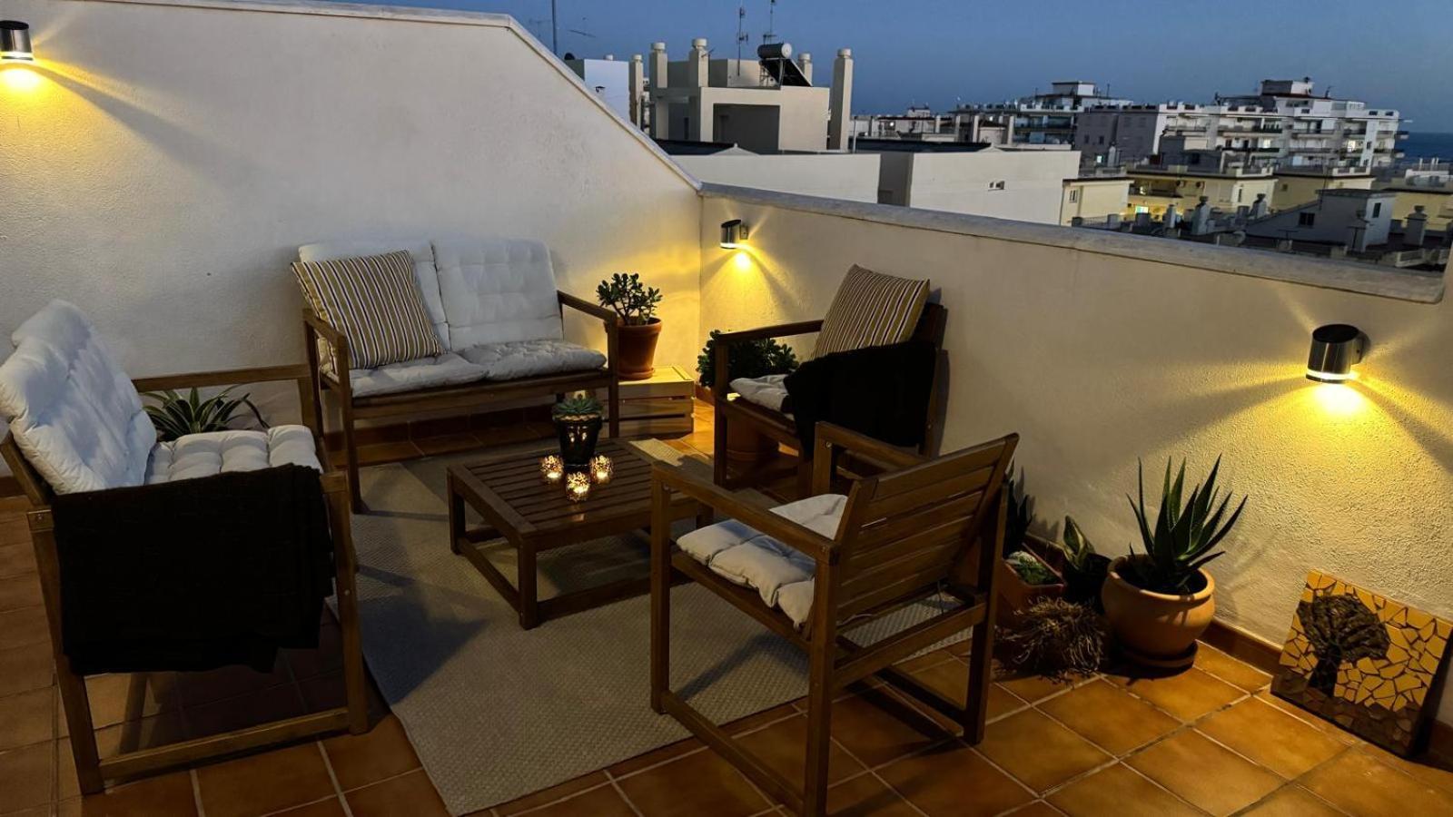 Apartament Torrecilla Penthouse With Private Roof Terrace In Close To The Sea